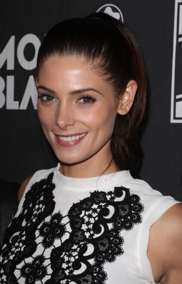 Ashley Greene Photo