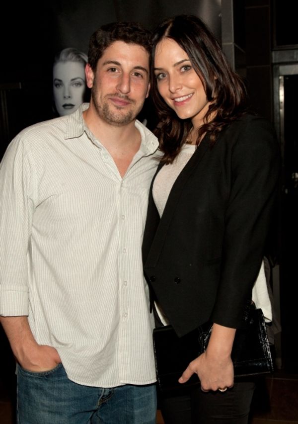 Jason Biggs and Jenny Biggs Photo