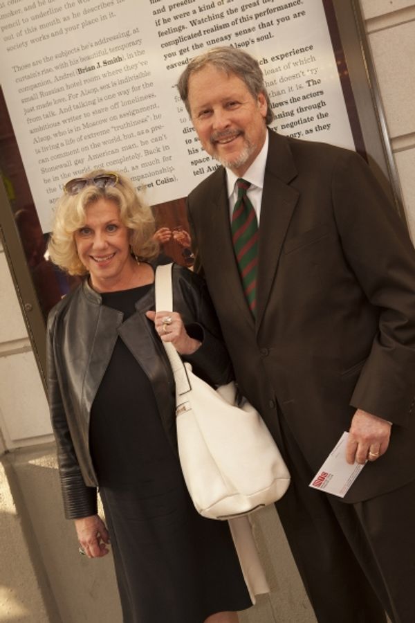 Erica Jonh and her guest Photo