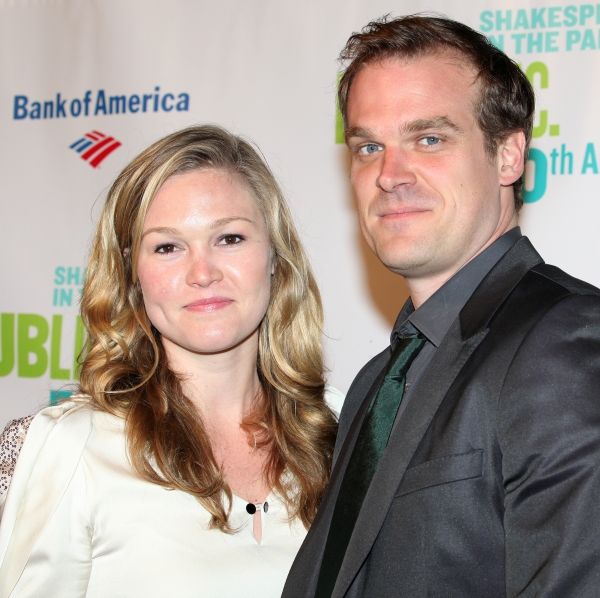 Julia Stiles & David Harbour Photo