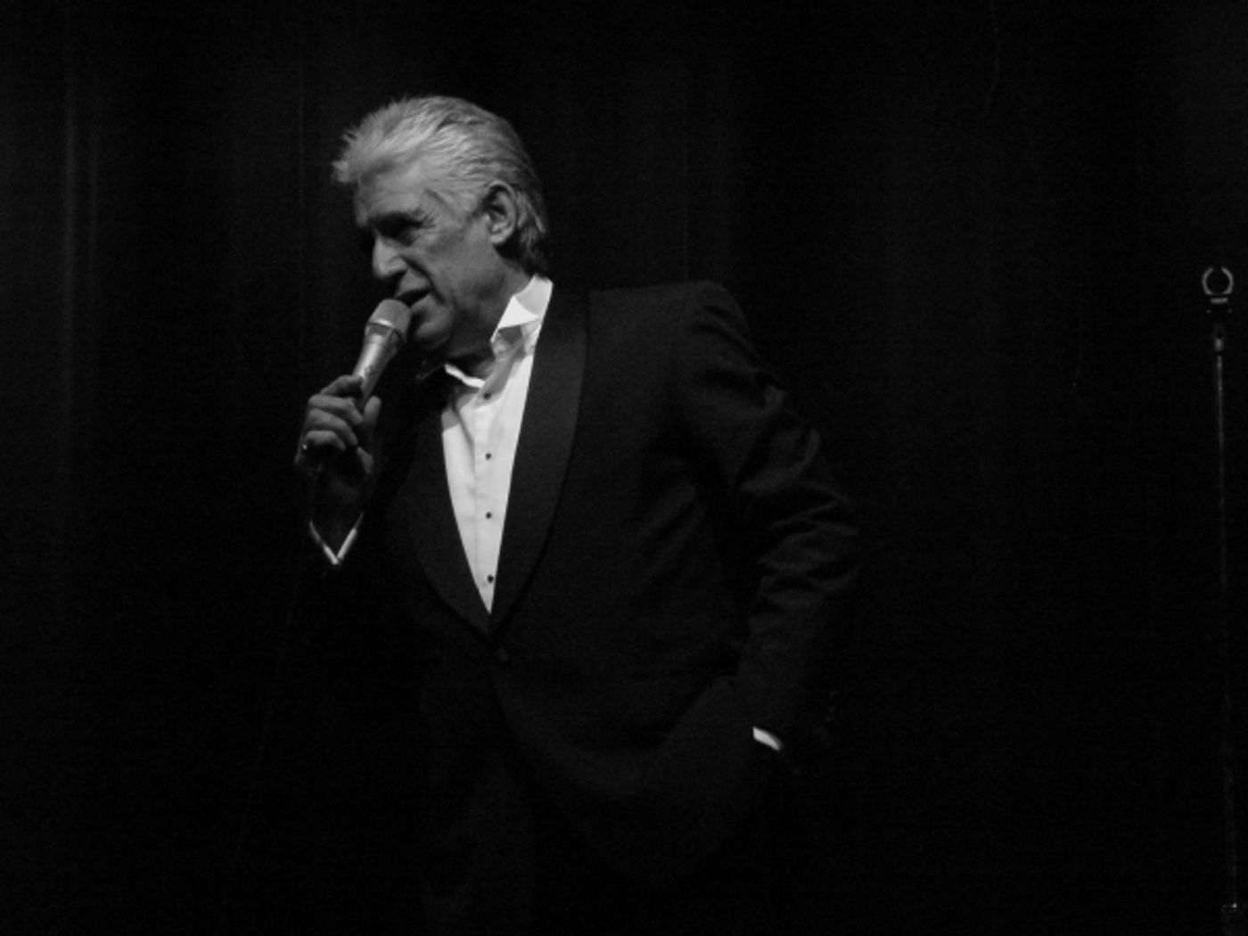 Photo Flash: Sneak Peek at Peter Karrie in A PHANTOM RETURNS  Image