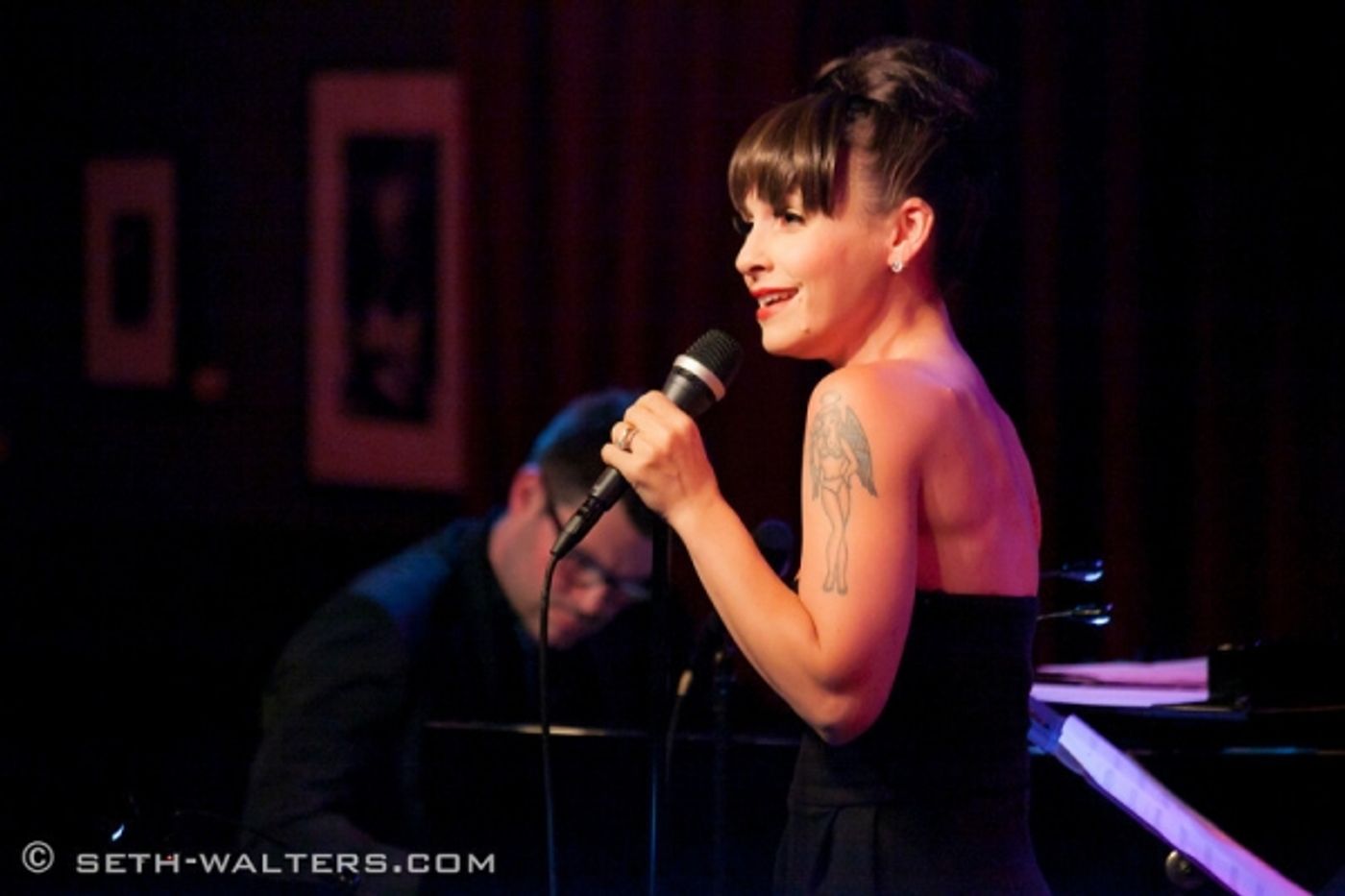 Photo Flash: Jeremy Kushnier Brings Solo Show to Birdland!  Image