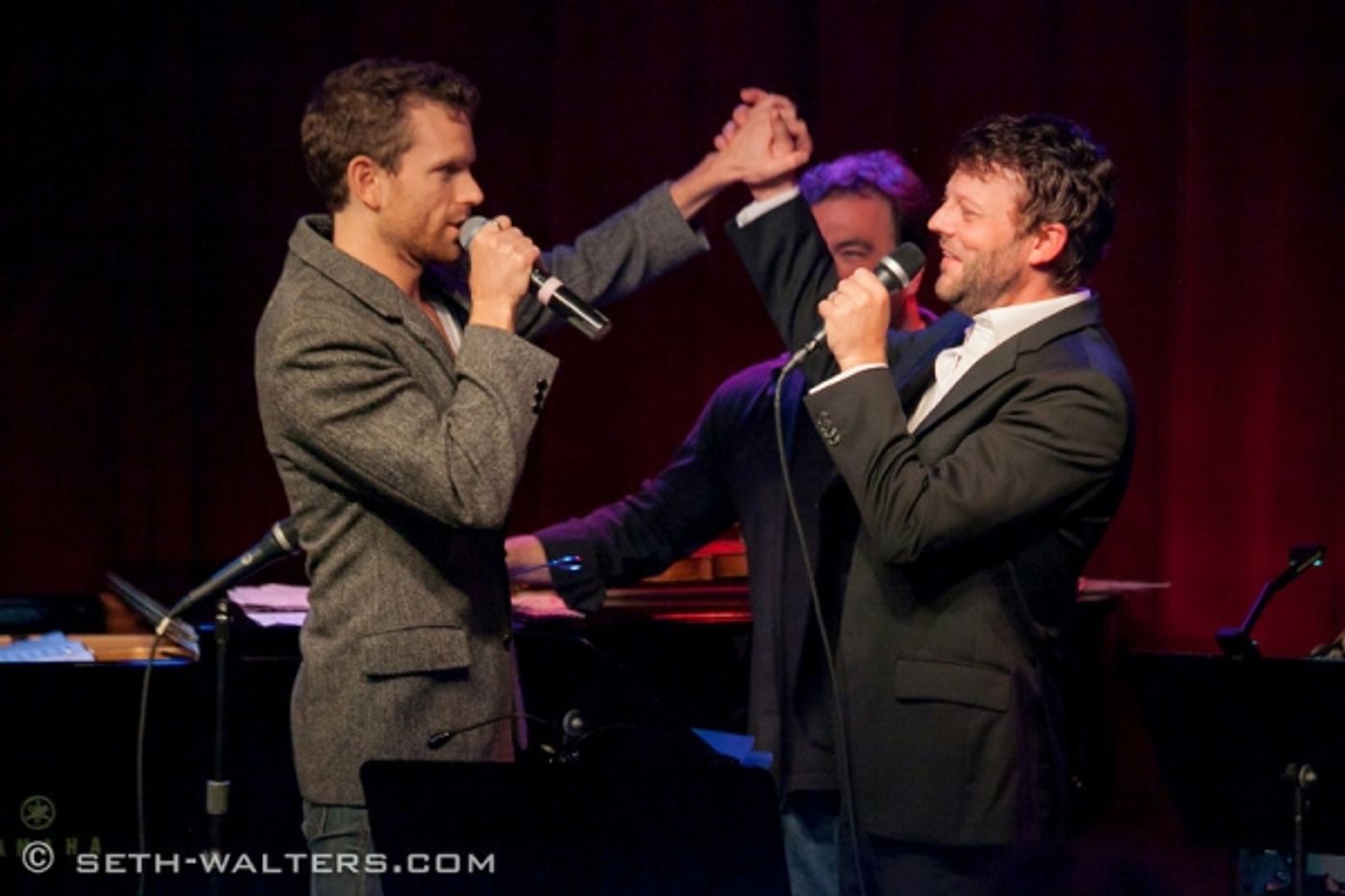 Photo Flash: Jeremy Kushnier Brings Solo Show to Birdland!  Image