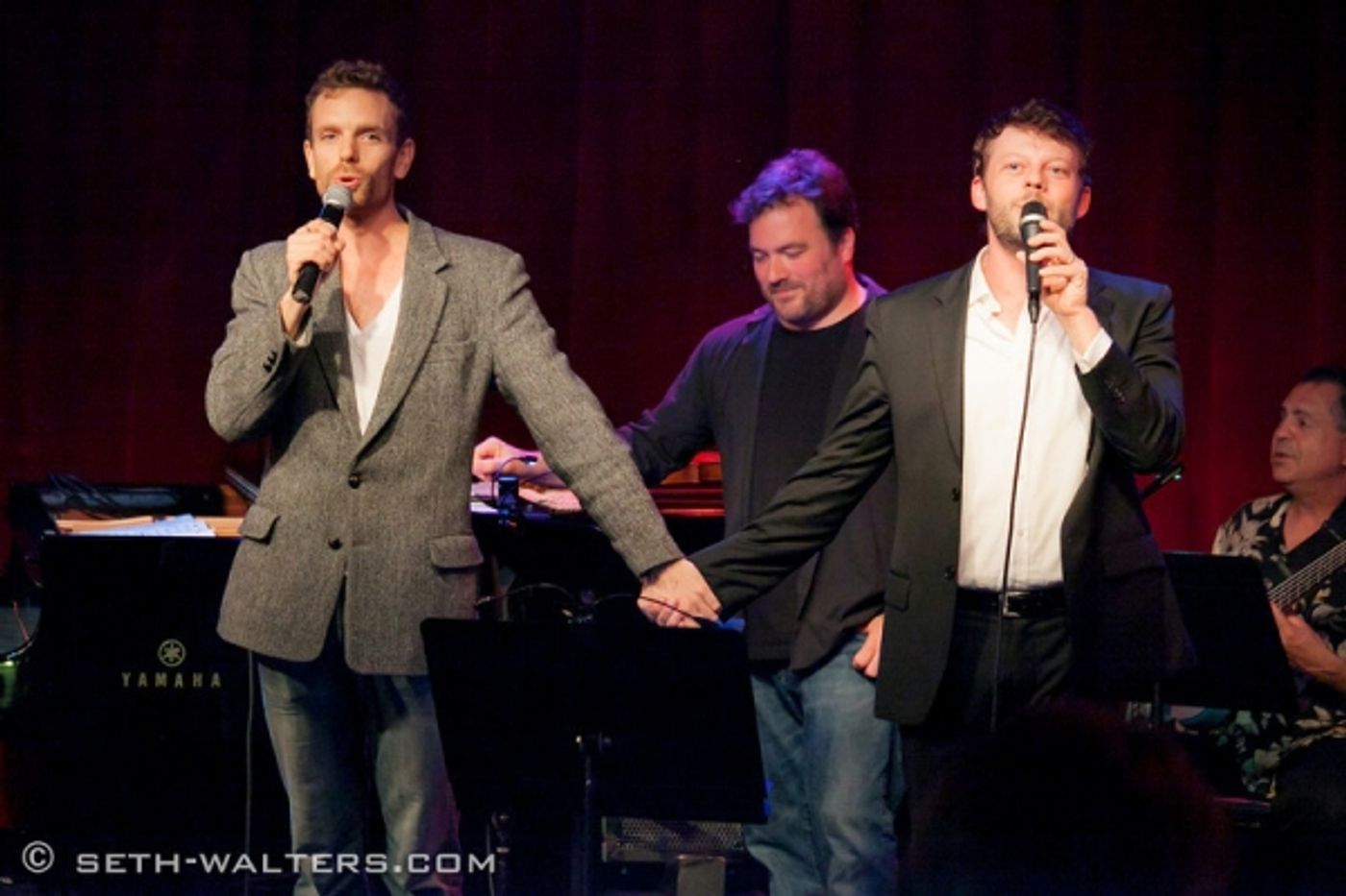Photo Flash: Jeremy Kushnier Brings Solo Show to Birdland!  Image