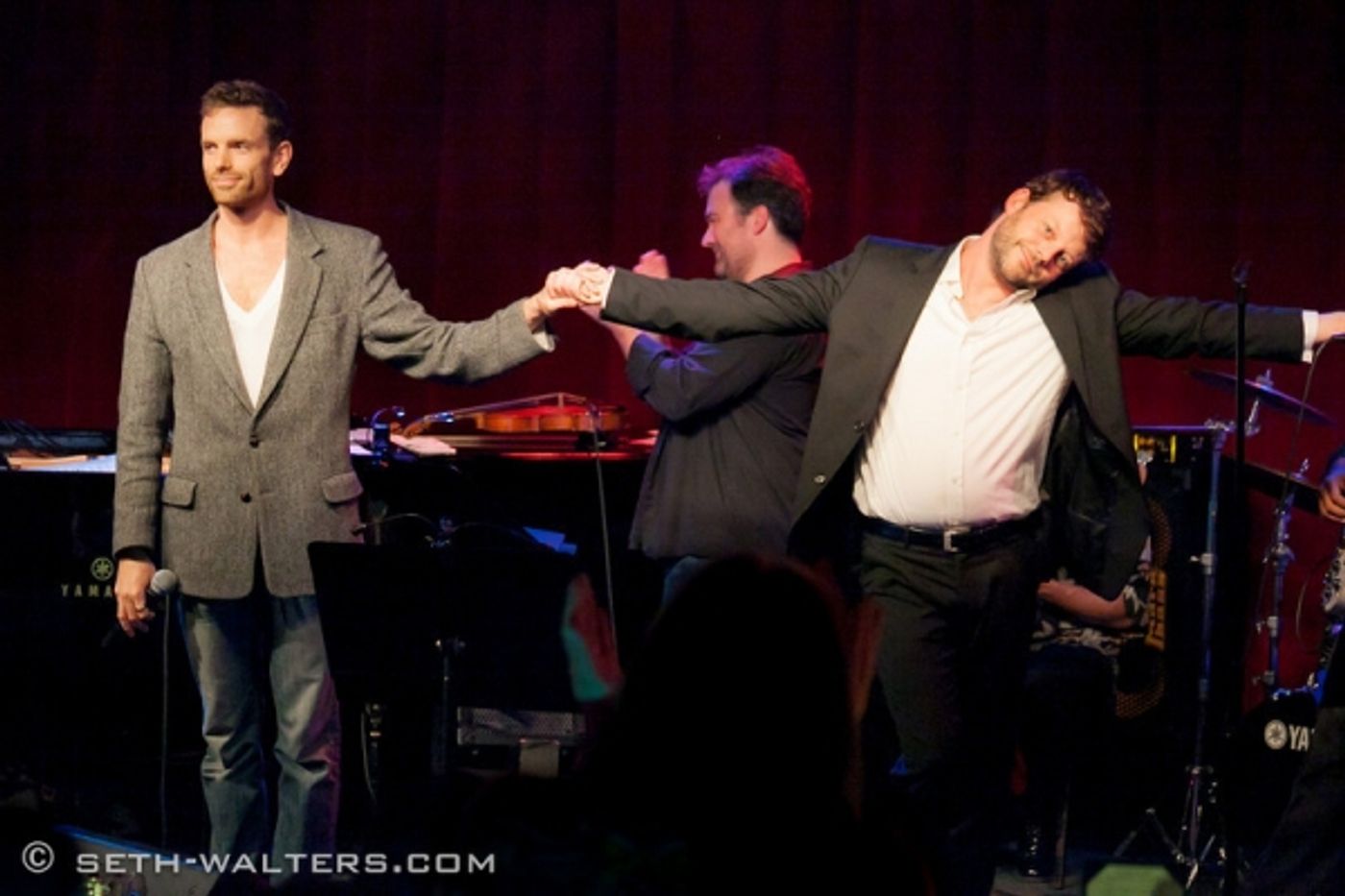 Photo Flash: Jeremy Kushnier Brings Solo Show to Birdland!  Image