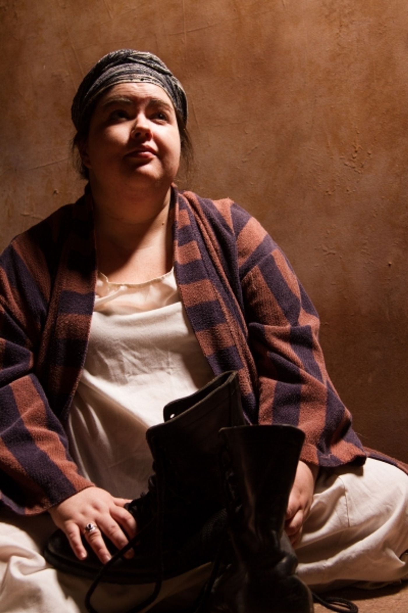 Photo Flash: First Look at Fells Point Corner Theatre's SHANA UNSETTLED Photo Flash: First Look at Fells Point Corner Theatre's SHANA UNSETTLED Image