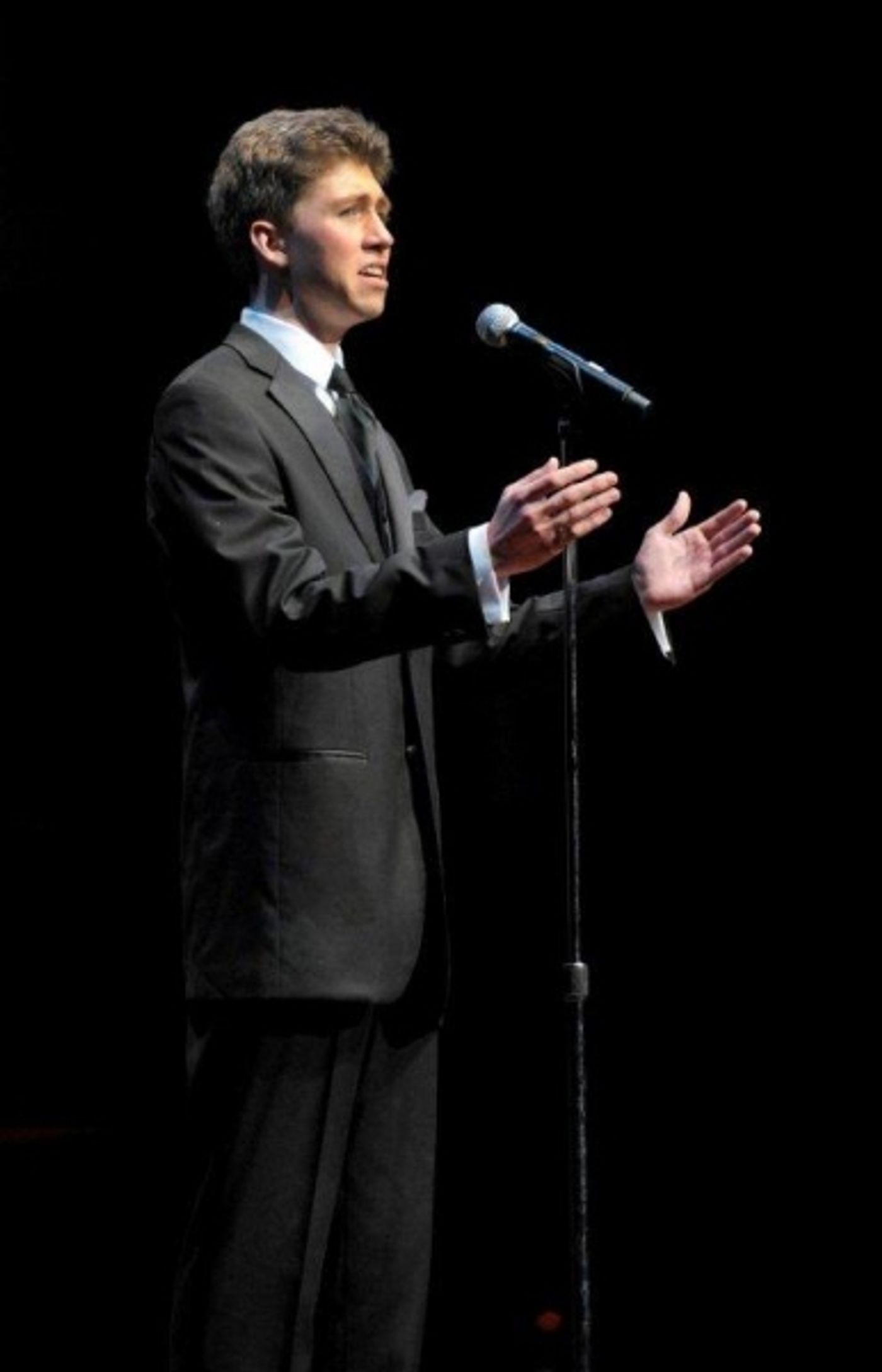 Photo Flash:  Barry Manilow, Cole Porter, et al. Inducted Into Great American Songbook Hall of Fame  Image