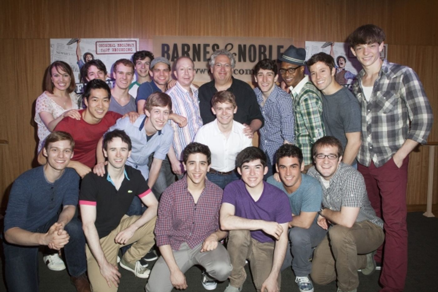 Photo Coverage: NEWSIES Cast Performs at Barnes & Noble Image