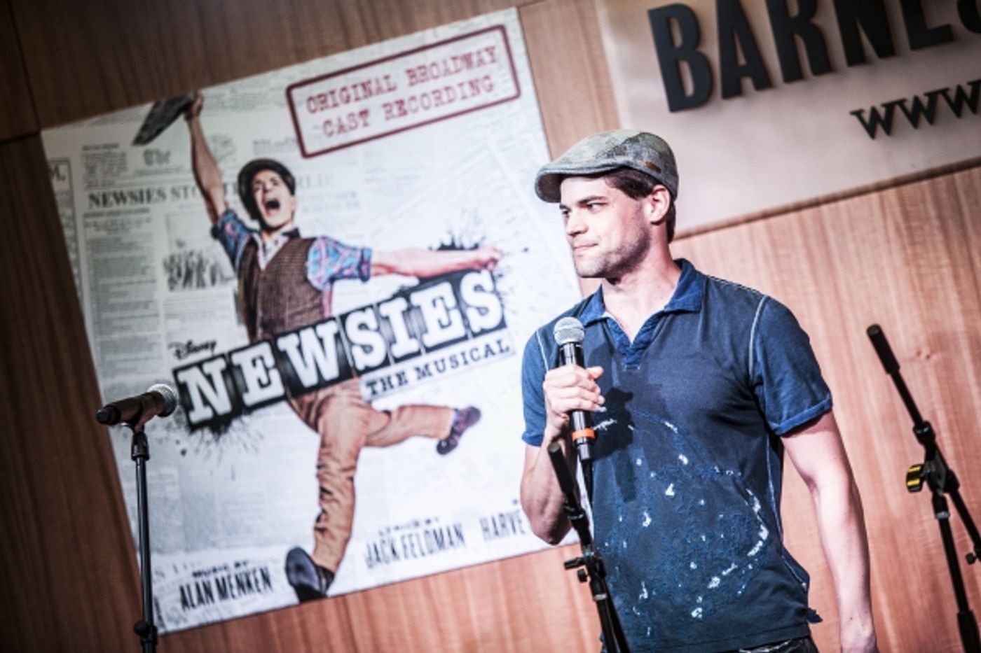 Photo Coverage: NEWSIES Cast Performs at Barnes & Noble Image