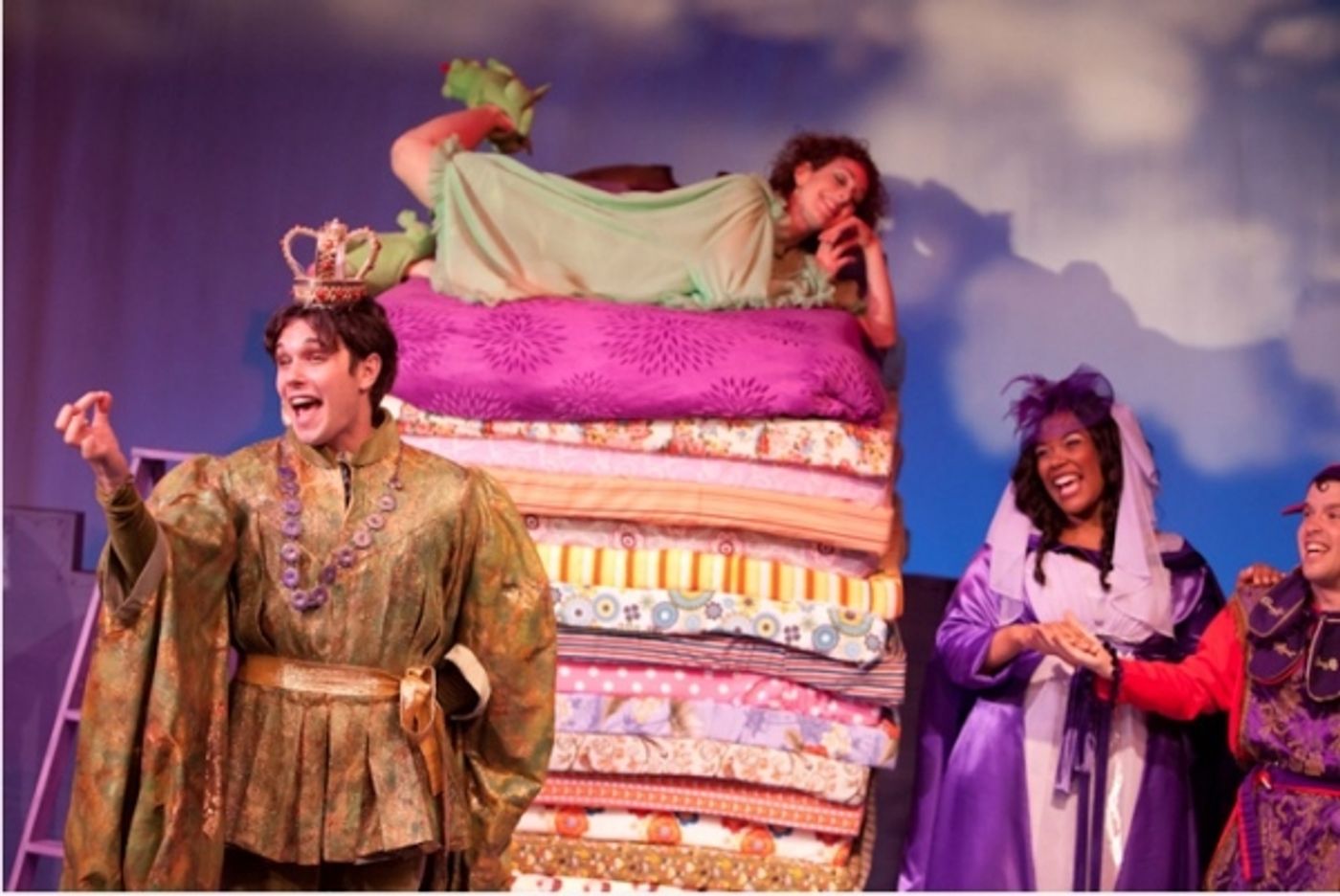 Photo Flash: New Images from ONCE UPON A MATTRESS at the Coterie Theatre  Image