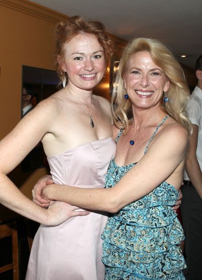 Gretchen Hall & Leslie Hendrix Photo