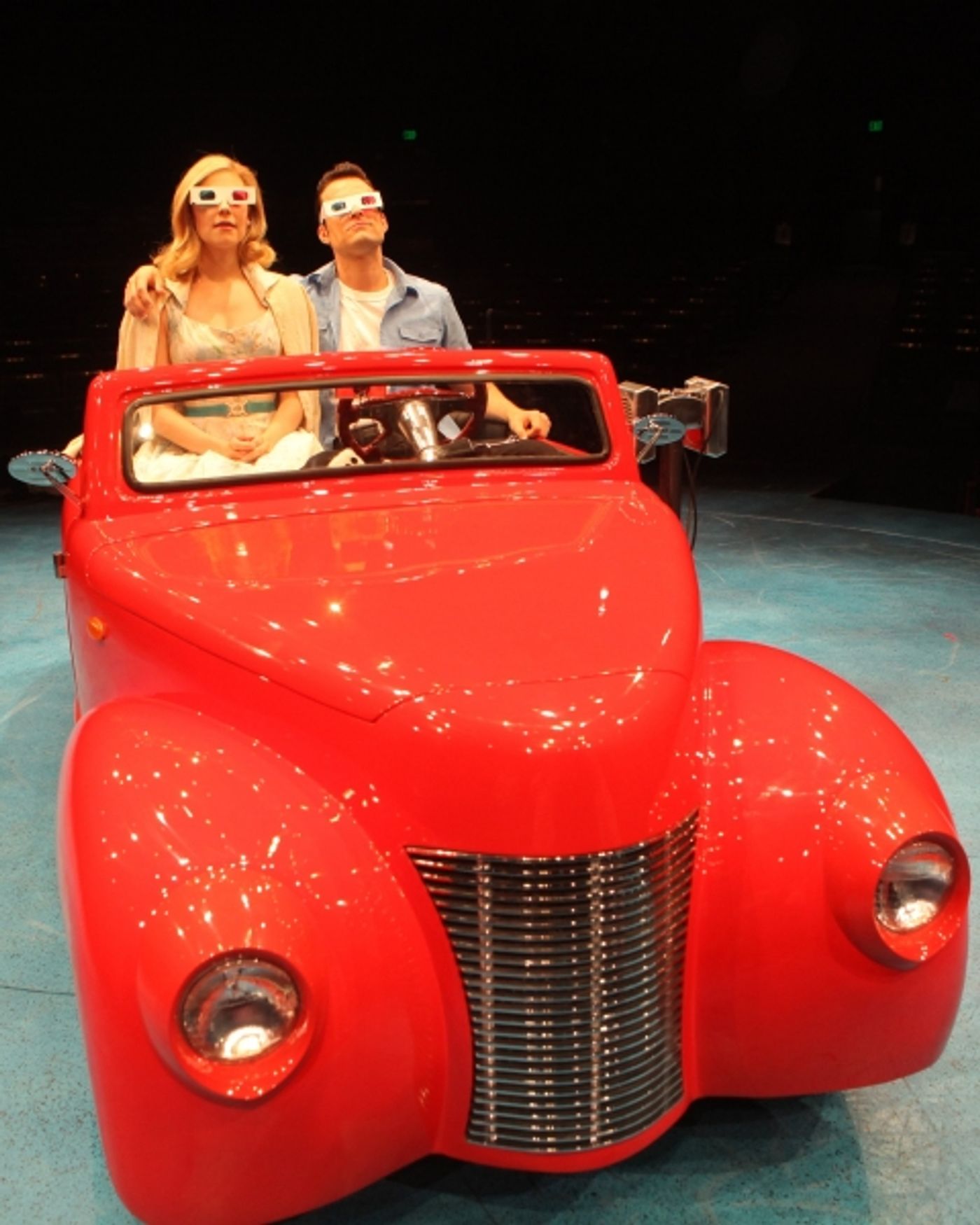 Photo Flash: First Look at Kirsten Scott and Brandon Albright in Music Circus' GREASE at the Wells Fargo Pavilion Photo Flash: First Look at Kirsten Scott and Brandon Albright in Music Circus' GREASE at the Wells Fargo Pavilion Image