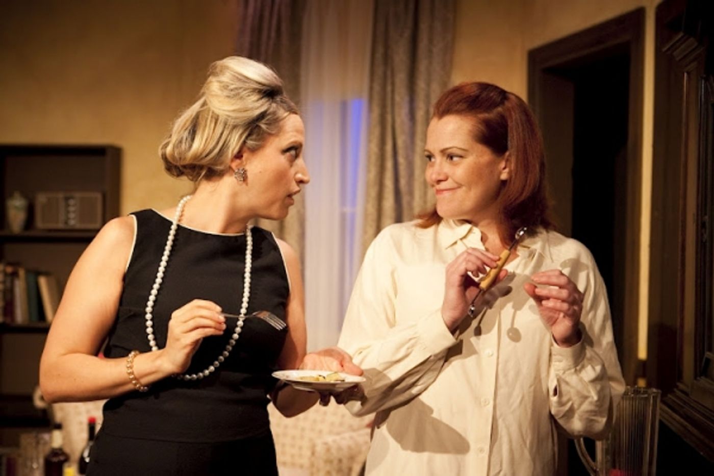 Photo Flash: First look at Long View Theater's AND MS. REARDON DRINKS A LITTLE  Image