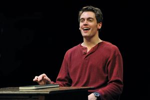 Erich Bergen @ BroadwayWorld Erich Bergen Photo