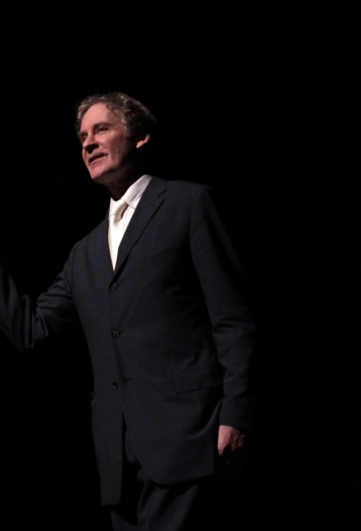 Photo Coverage: Kevin Kline and Dianne Wiest Take Final Bows in 'I TAKE YOUR HAND'  Image