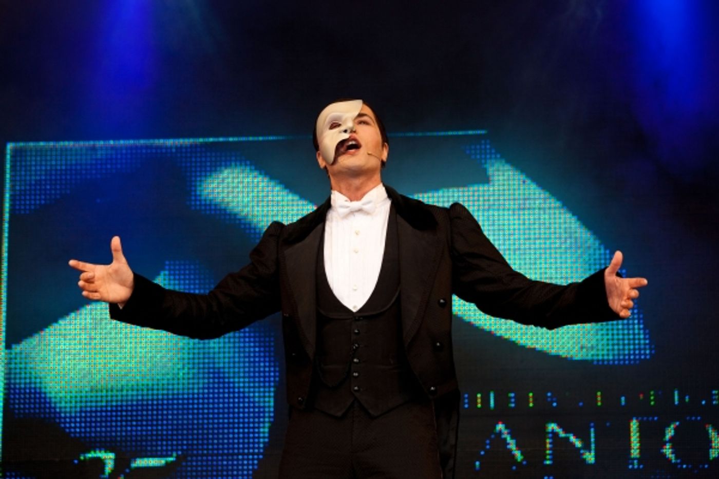 Photo Coverage: WEST END LIVE Part 1!  Image