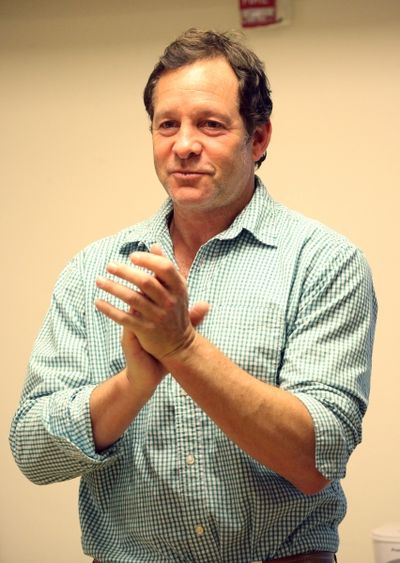 Steve Guttenberg  Photo