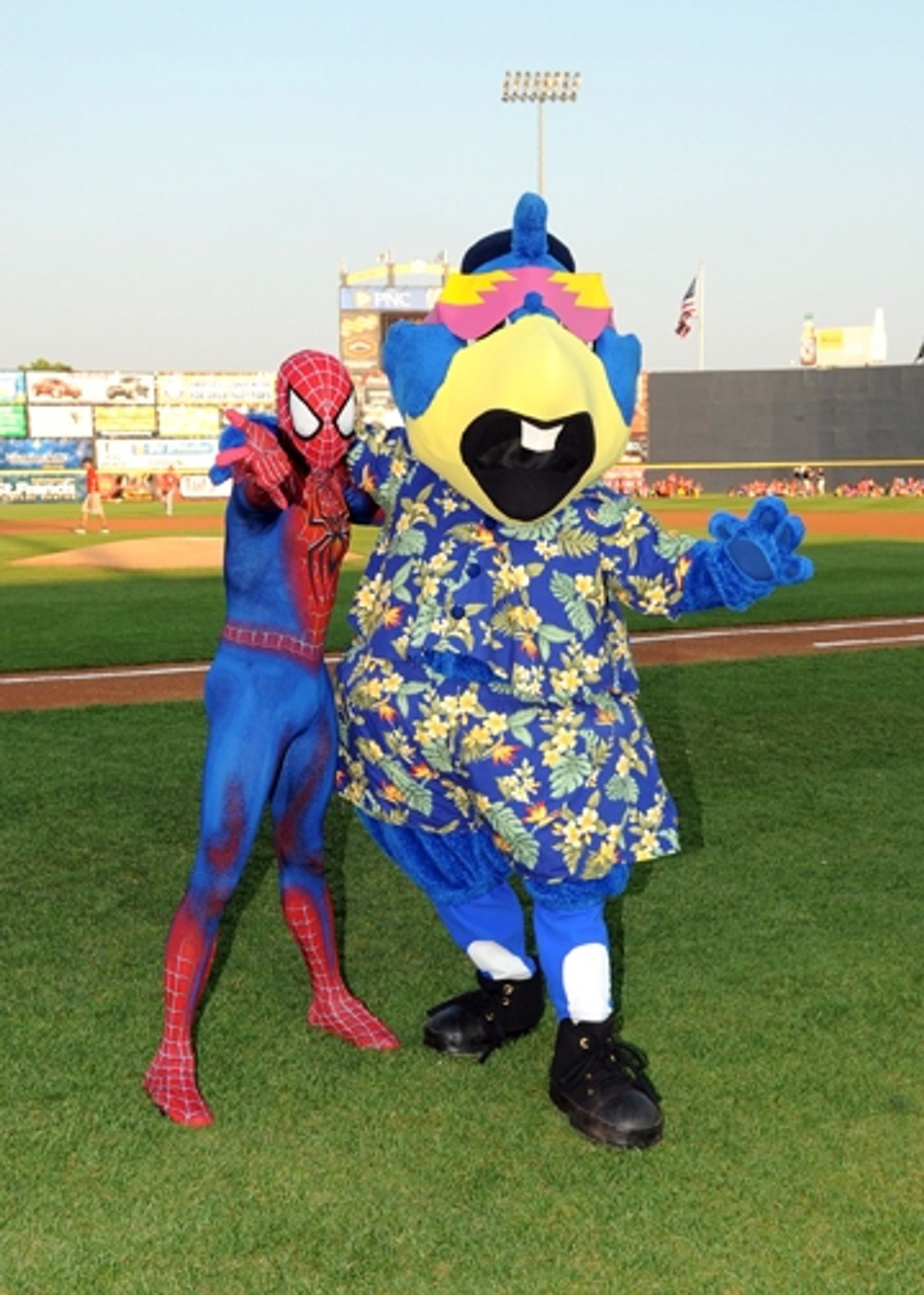 Photo Flash: SPIDER-MAN Throws First Pitch for Trenton Thunder  Image