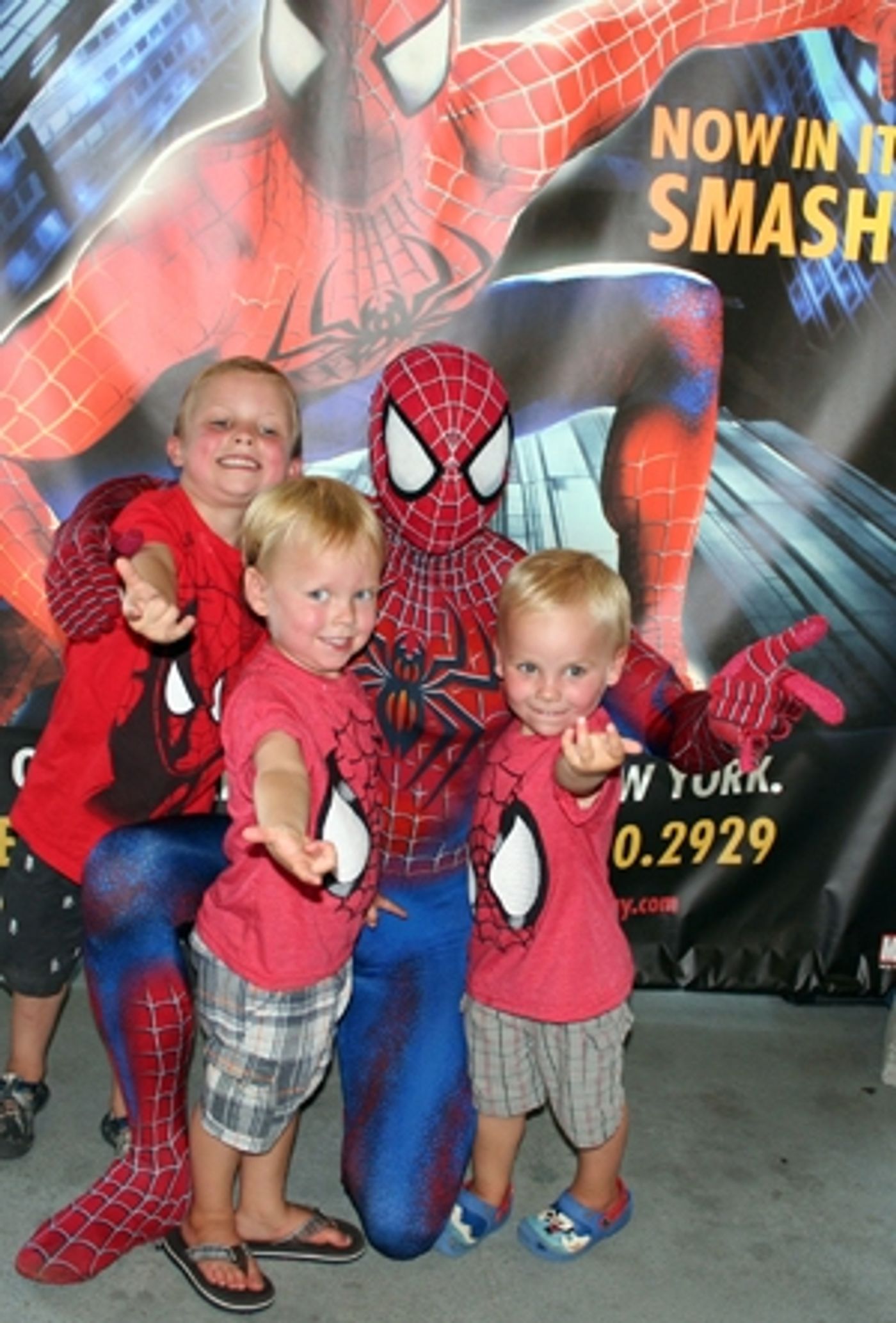 Photo Flash: SPIDER-MAN Throws First Pitch for Trenton Thunder  Image