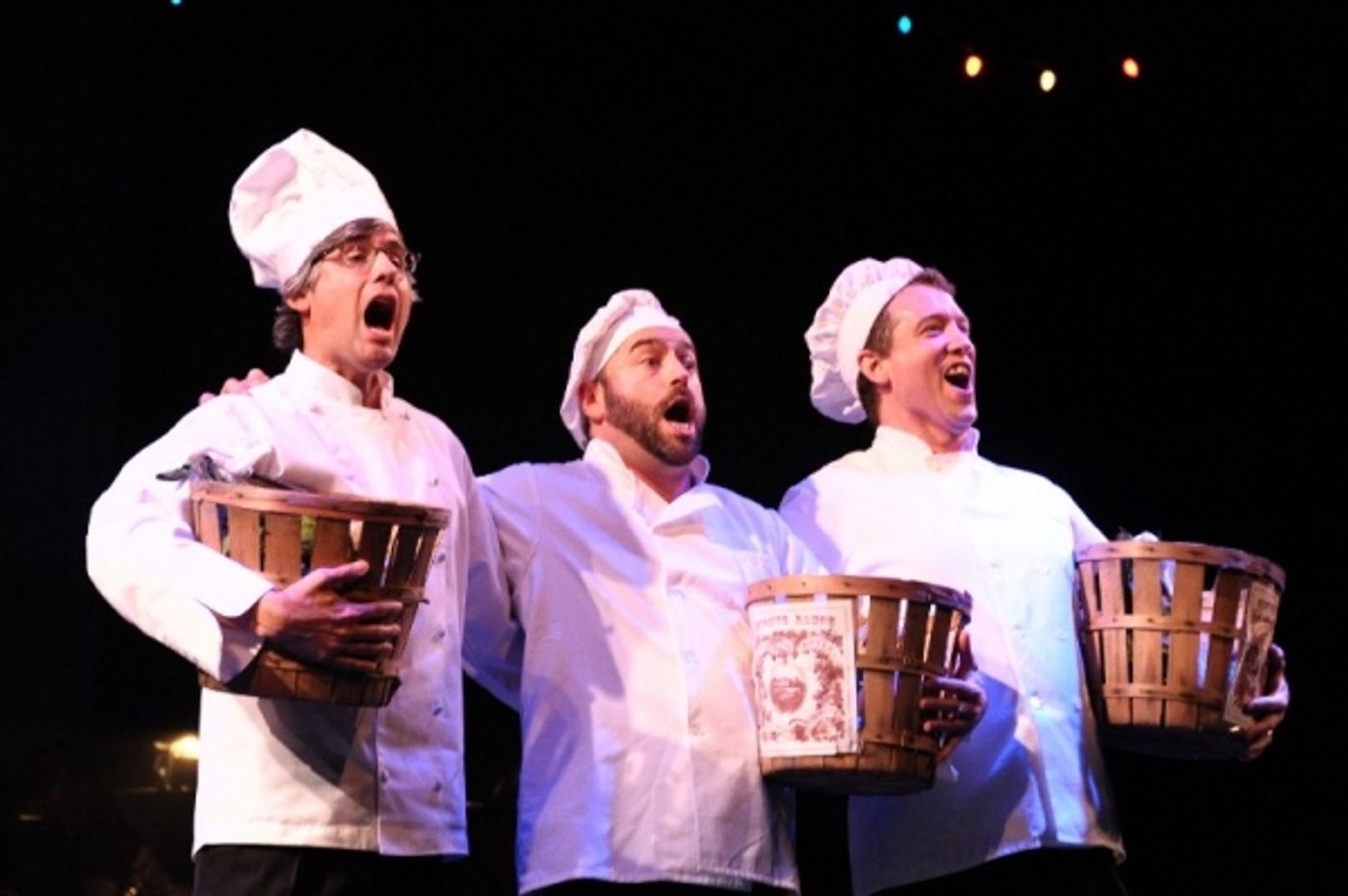 Photo Flash: Mo Rocca Visits Dicapo Opera Theatre  Image