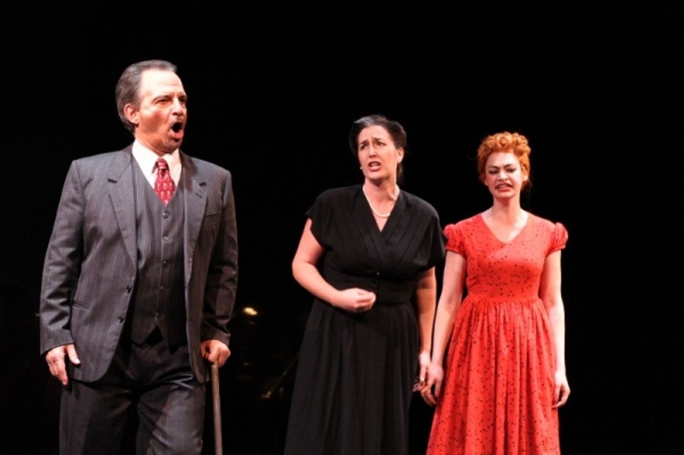 Photo Flash: Mo Rocca Visits Dicapo Opera Theatre  Image