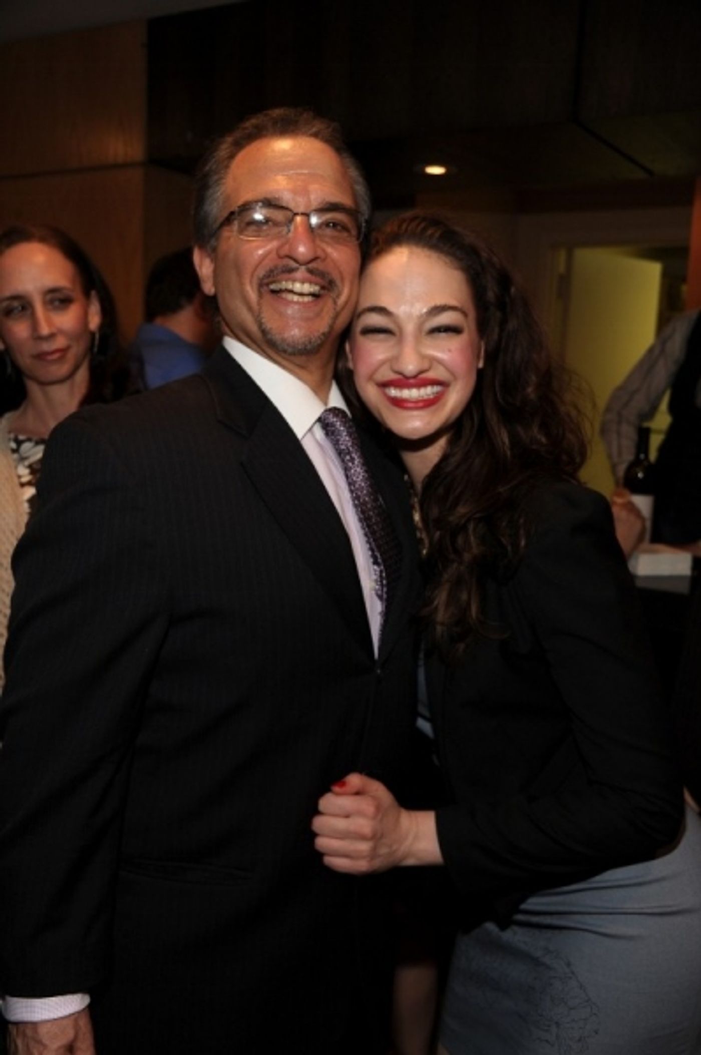 Photo Flash: Mo Rocca Visits Dicapo Opera Theatre  Image