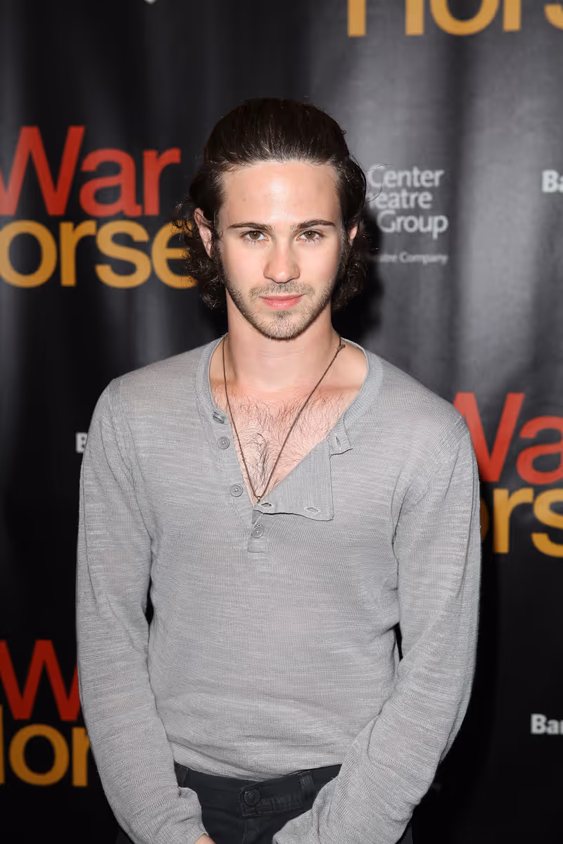 Photo Flash: The Stars Walk the Red Carpet for WAR HORSE Opening Night in LA! — photo 1 of 35