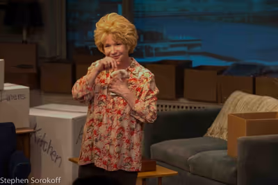 Debra Jo Rupp Photo