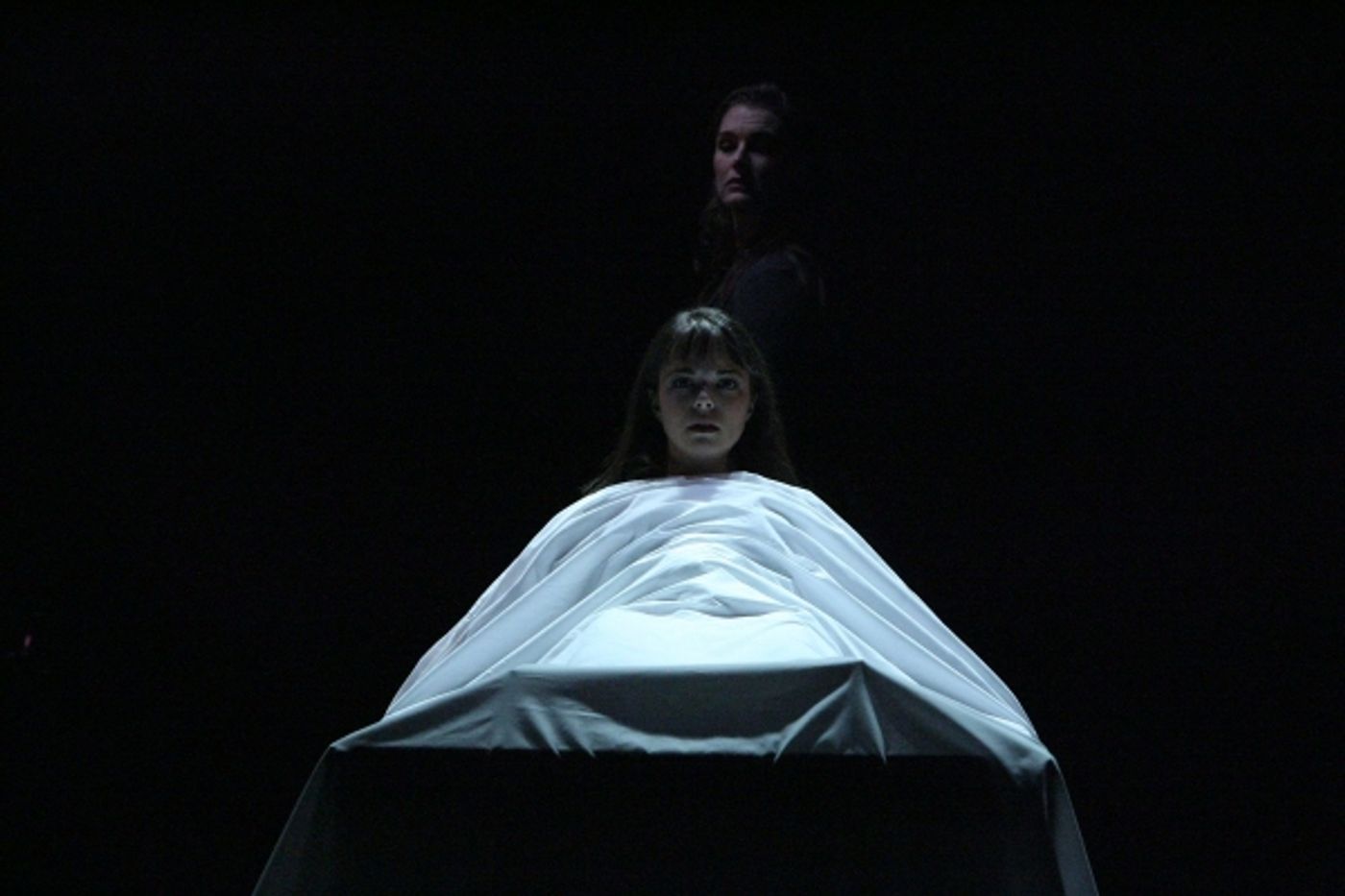 Photo Flash: First Look at Brooke Shields, Richard Chamberlain, Emily Yetter et al. in THE EXORCIST at Geffen Playhouse!  Image