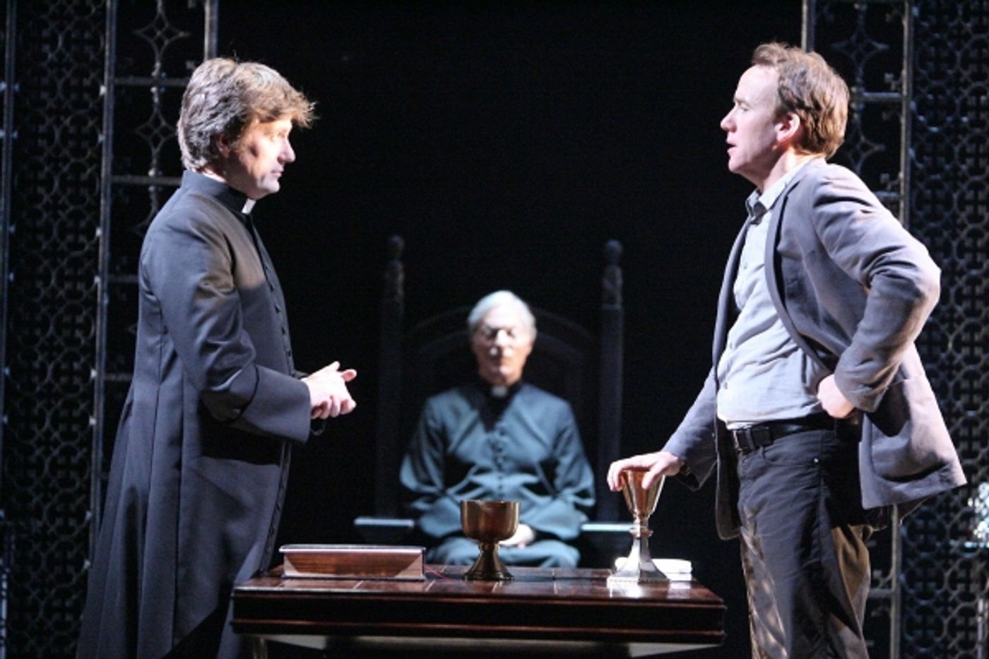 Photo Flash: First Look at Brooke Shields, Richard Chamberlain, Emily Yetter et al. in THE EXORCIST at Geffen Playhouse!  Image