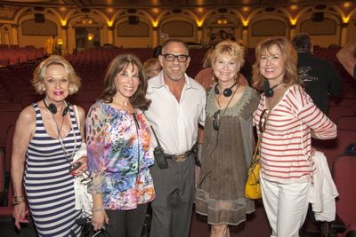  Tippi Hedren, Kate Linder, Steve Needleman, Dee Wallace and Lee Purcell Photo