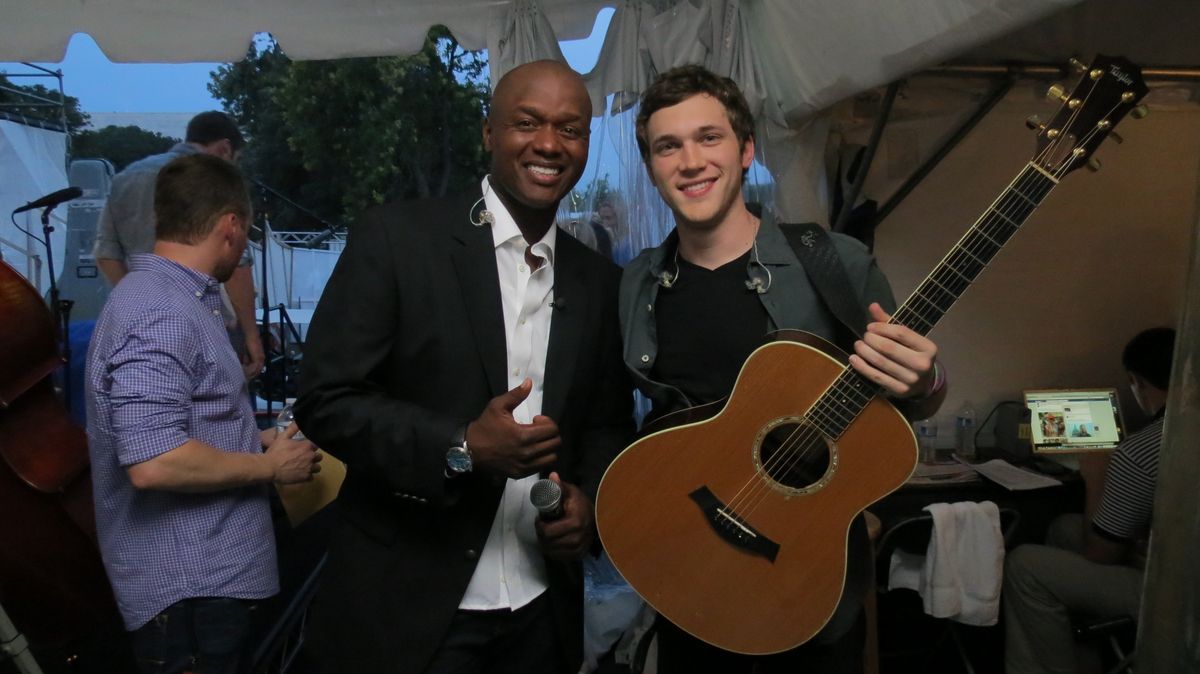 Javier Colon Backstage with Phillip Phillips at 