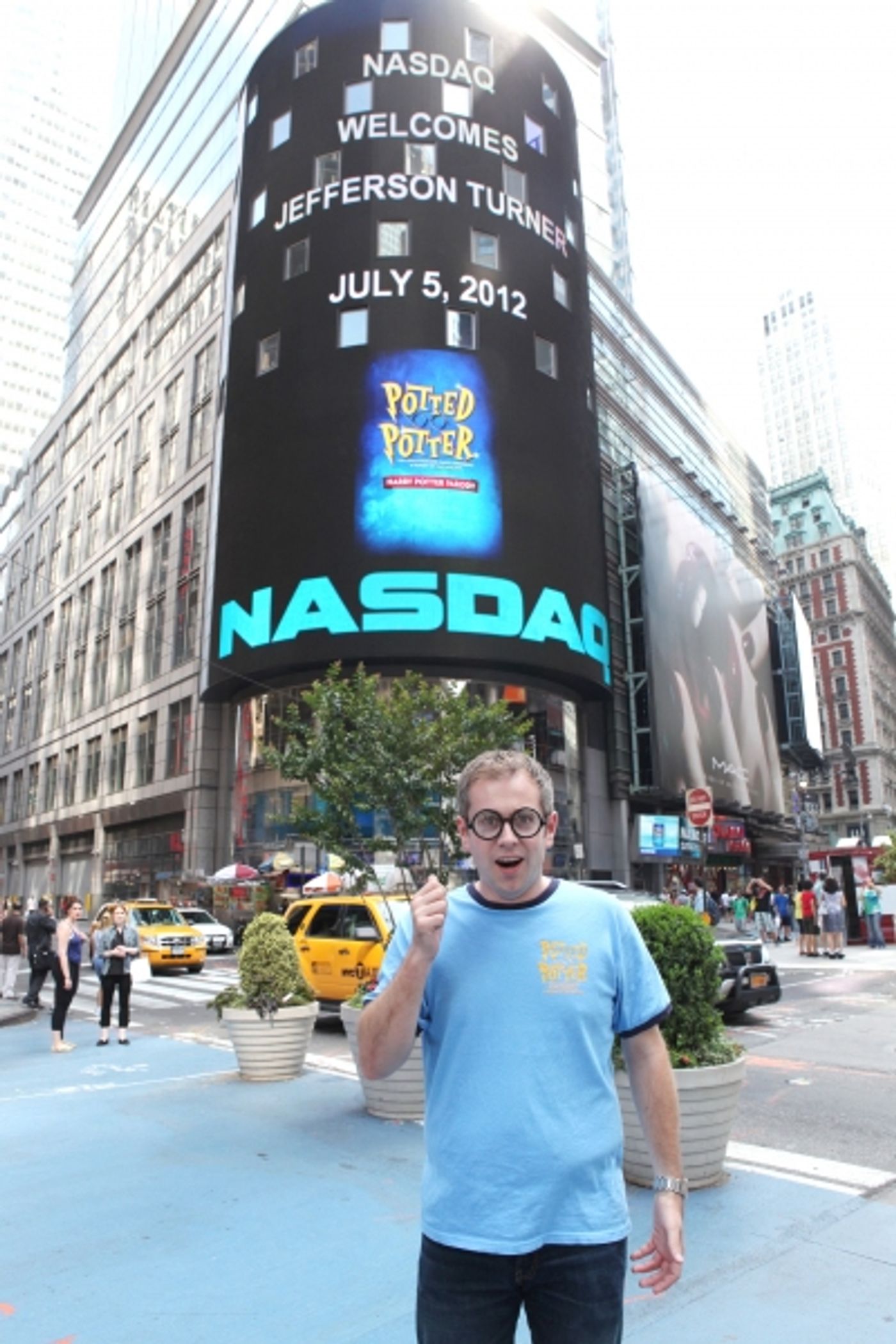 Photo Coverage: POTTED POTTER Invades NASDAQ MarketSite to Ring Closing Bell  Image