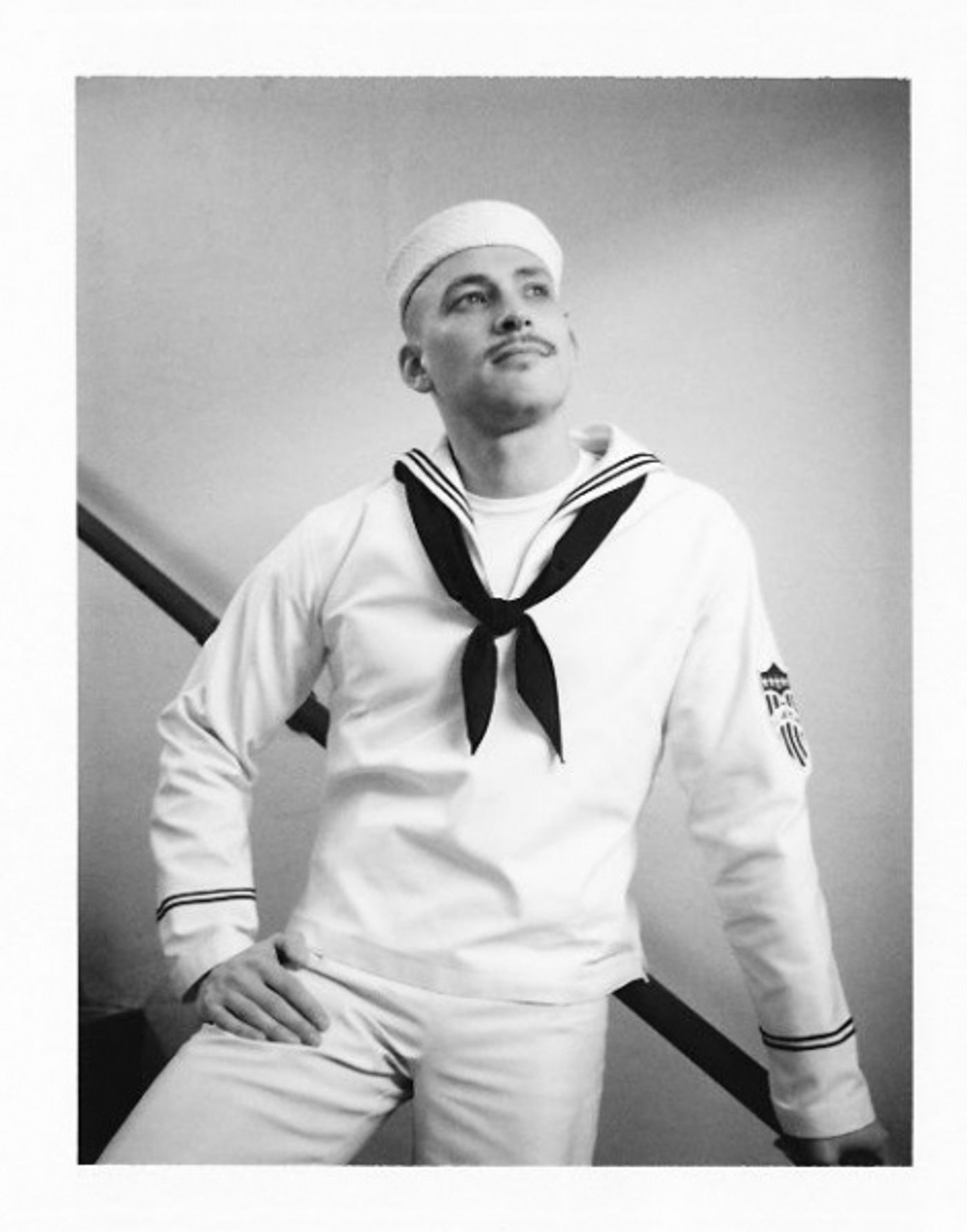 Photo Flash: Robert Petkoff Takes ANYTHING GOES Polaroid Cast Portraits  Image