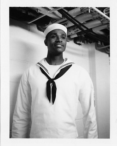 Photo Flash: Robert Petkoff Takes ANYTHING GOES Polaroid Cast Portraits — photo 22 of 38