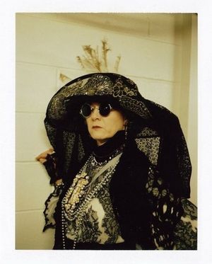 Leslie Becker @ BroadwayWorld Leslie Becker Photo