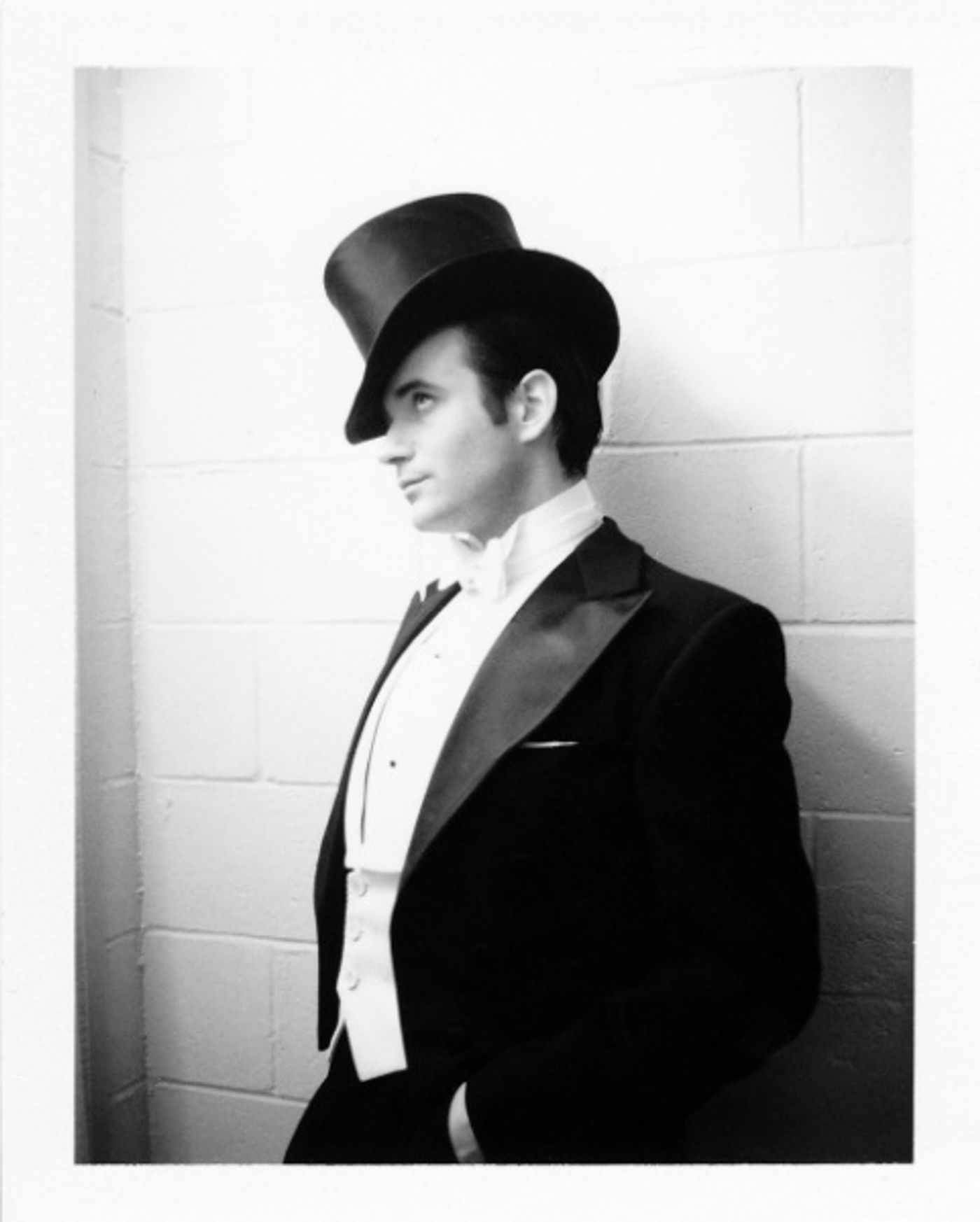 Photo Flash: Robert Petkoff Takes ANYTHING GOES Polaroid Cast Portraits  Image