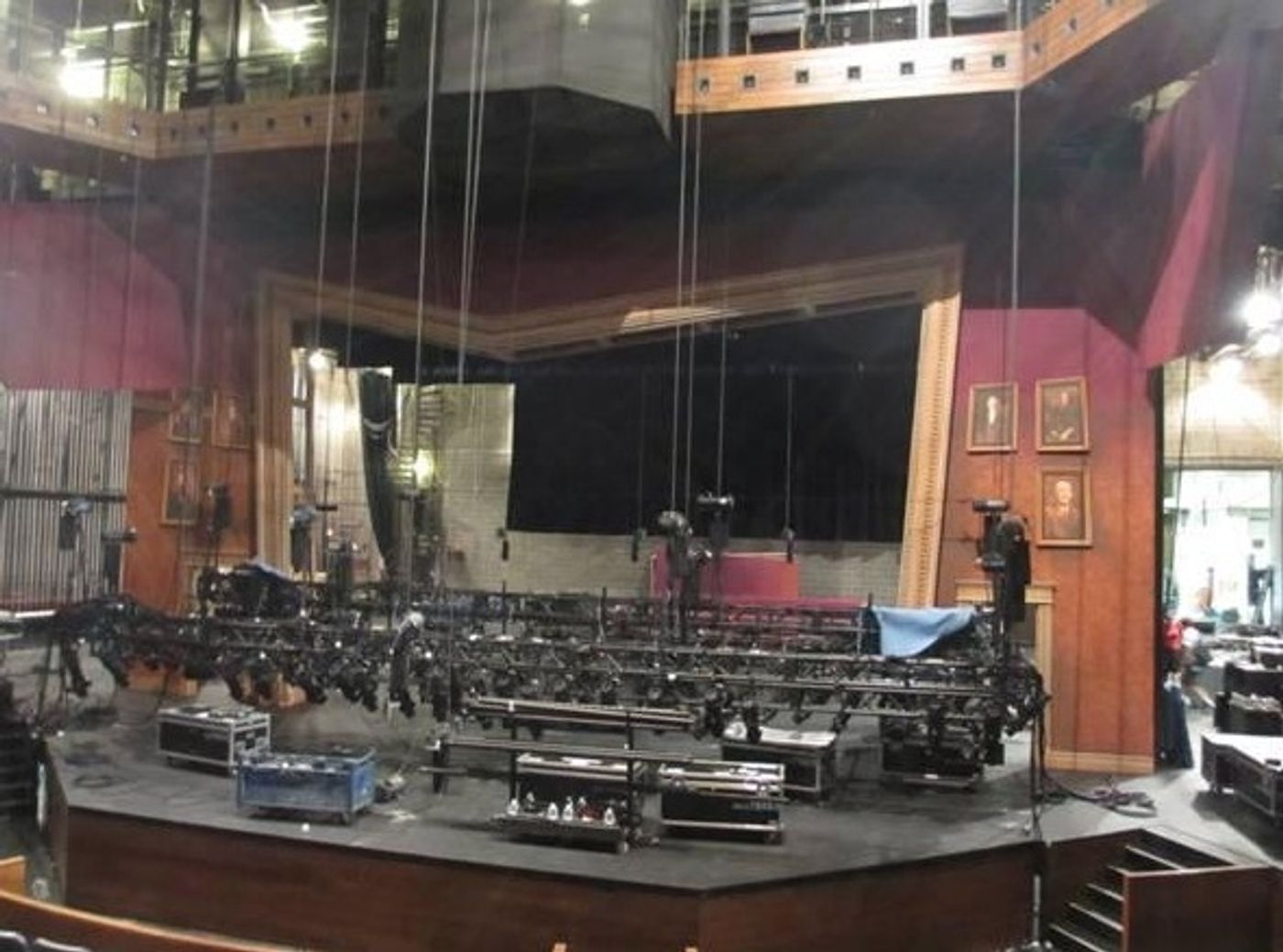 Photo Flash: Behind the Scenes with THE NUTTY PROFESSOR Set Designer David Gallo at TPAC  Image