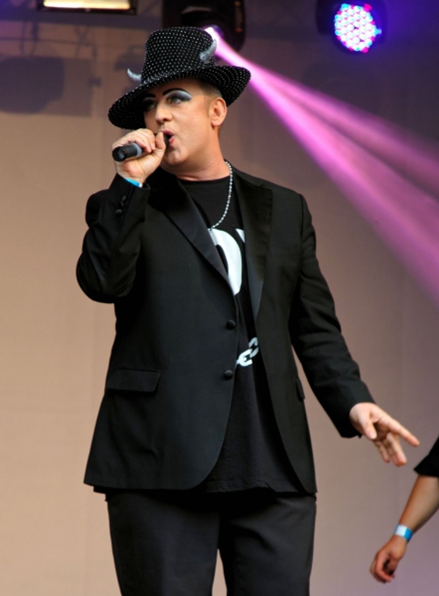 Photo Flash: Boy George Performs at PrideLondon!  Image
