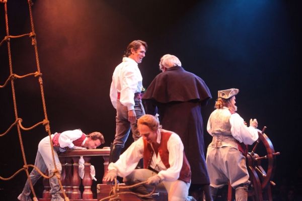 Photo Flash: Complete Look at Jessica Grové and More in Music Circus' THE LITTLE MERMAID — photo 10 of 18