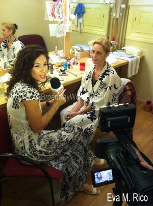 Laura Pelaez y Vicky Peña @ BroadwayWorld Laura Pelaez y Vicky Peña Photo