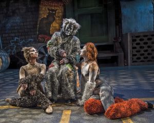 Amanda Lee Myers as Jellylorum, Kim Hubbard as Gus the Theatre Cat, and Abby Sheridan Photo