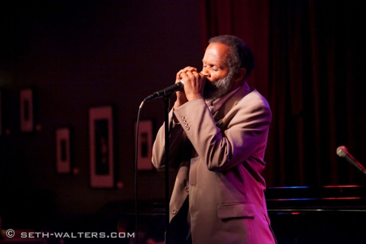 Photo Flash: Corbin Bleu, Jamie de Roy, and More Perform at CAST PARTY  Image