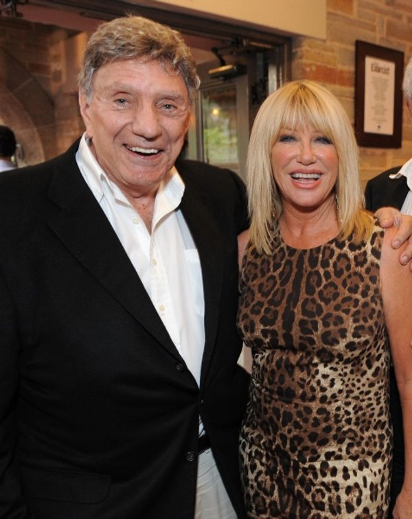 Author William Peter Blatty and Suzanne Somers
 Photo