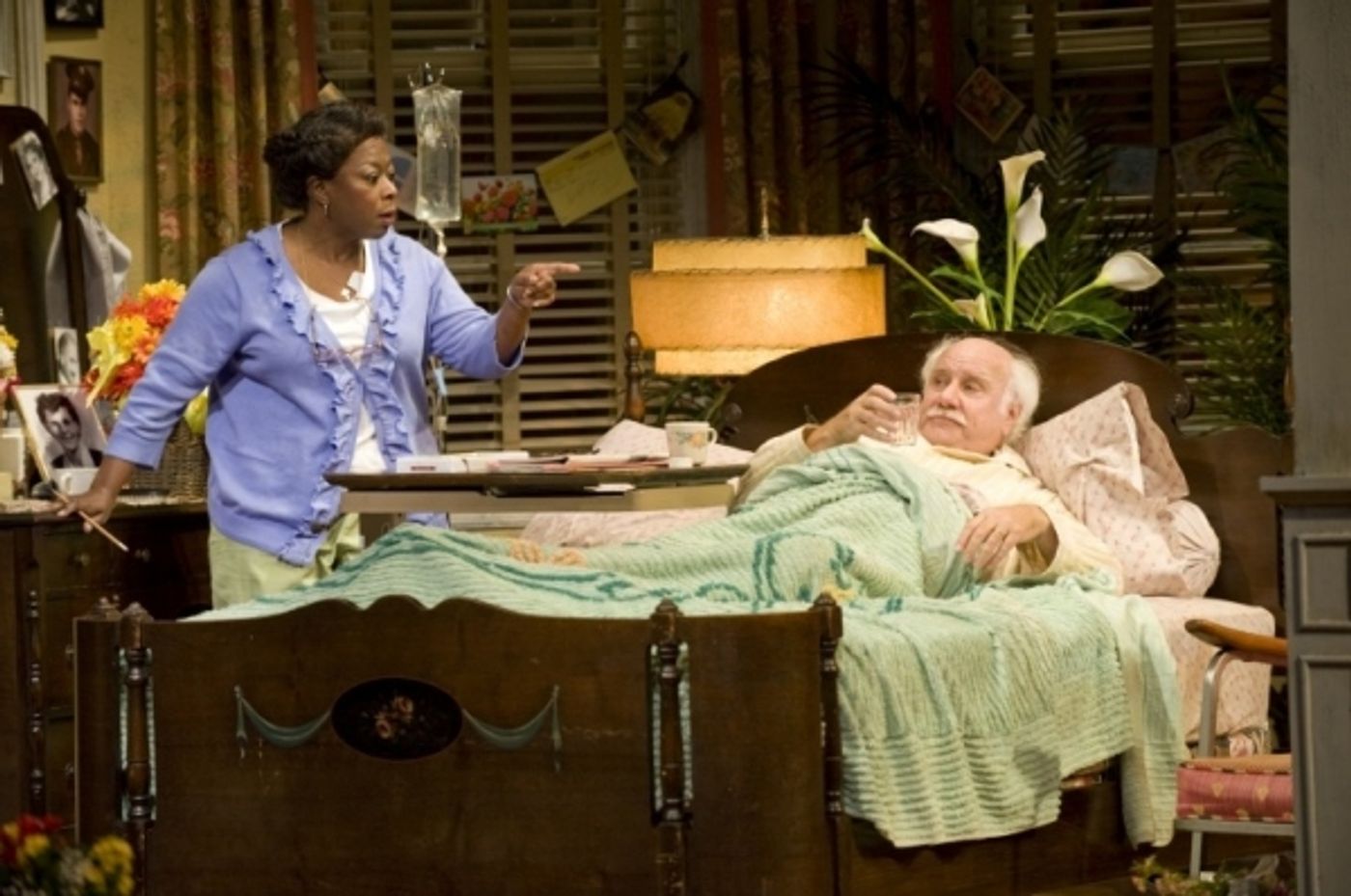 Photo Flash: First Look at Peter Michael Goetz and Raye Birk in Guthrie's THE SUNSHINE BOYS  Image