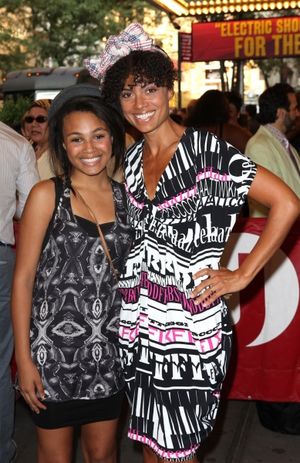 Amel Larrieux & Daughter Photo