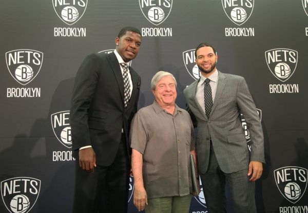 BP Marty Markowitz with Joe Johnson and Deron Williams Photo