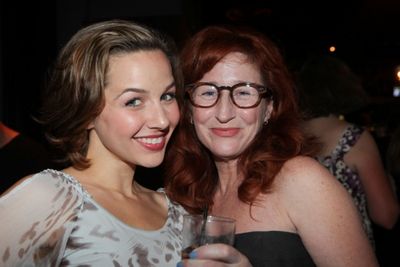 Jessica GrovÃƒÂ© and Vicki Lewis Photo