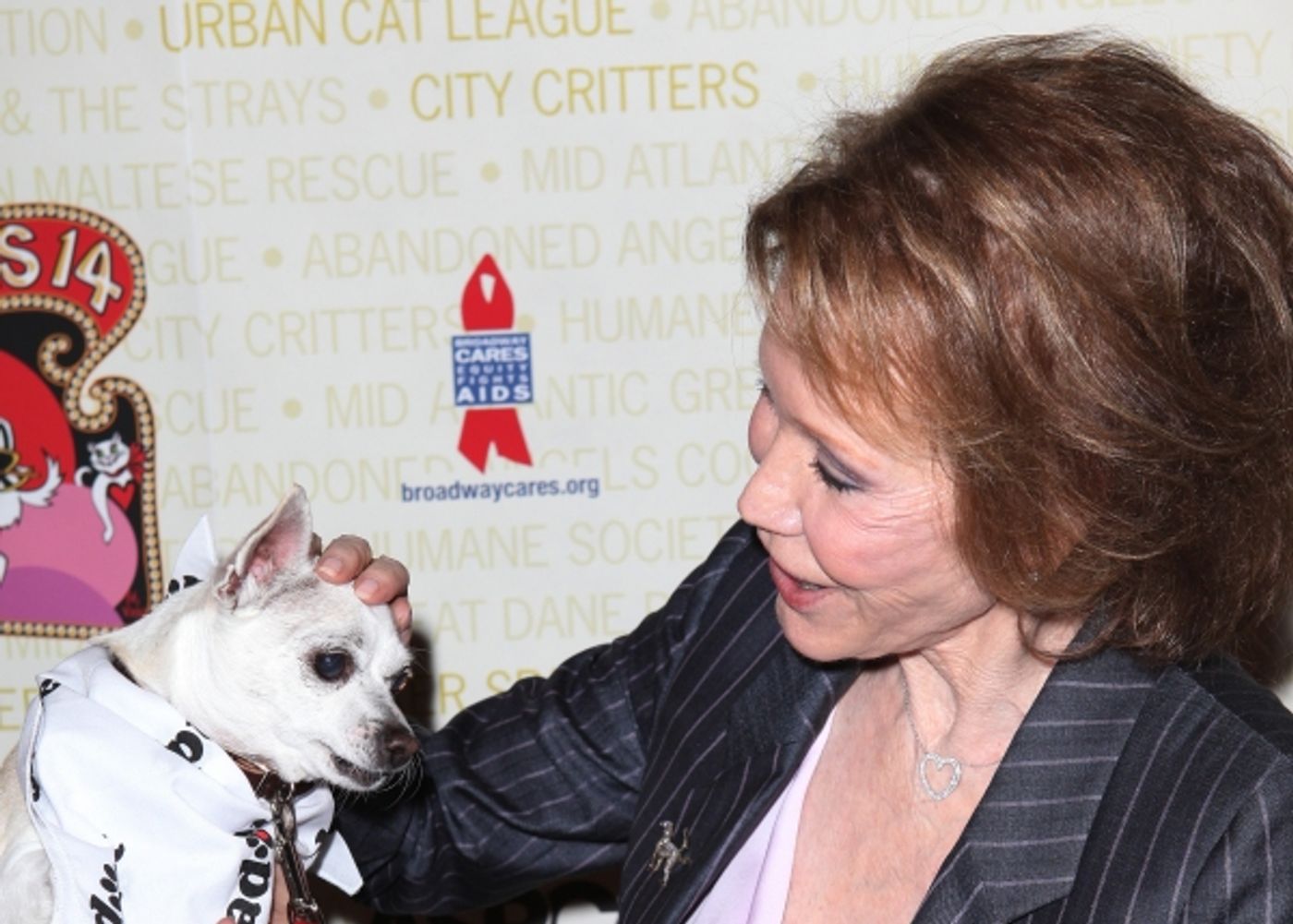 Photo Coverage: Bernadette Peters, Mary Tyler Moore & Broadway Stars Backstage at Broadway Barks 14! Image
