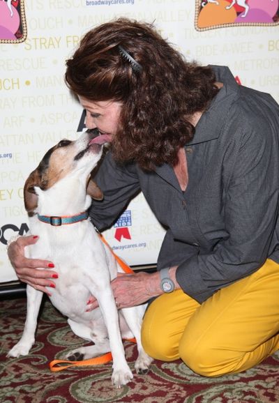 Linda Lavin with her Dog Mickey Photo